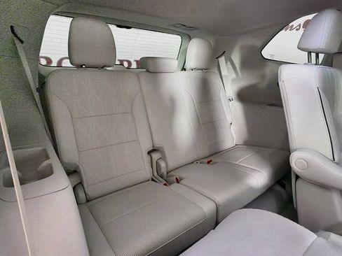 Used 2026 Buick Enclave Avenir w/ Super Cruise Package FWD image 33