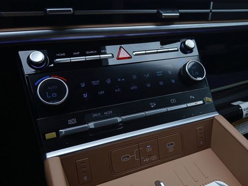 New 2026 Hyundai Santa Fe Calligraphy FWD image 21