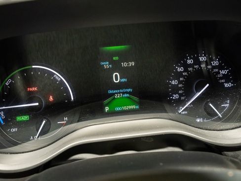 Used 2022 Toyota Sienna XLE Woodland Edition image 20