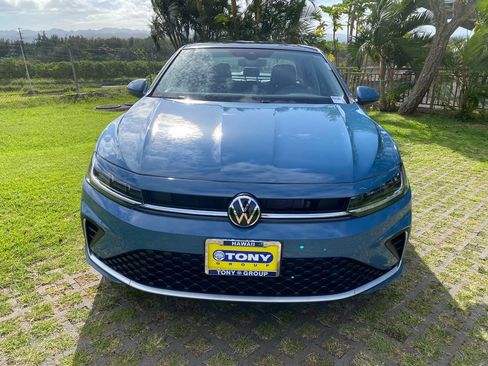 New 2026 Volkswagen Jetta SE FWD image 2