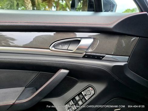 Used 2016 Porsche Panamera GTS image 44