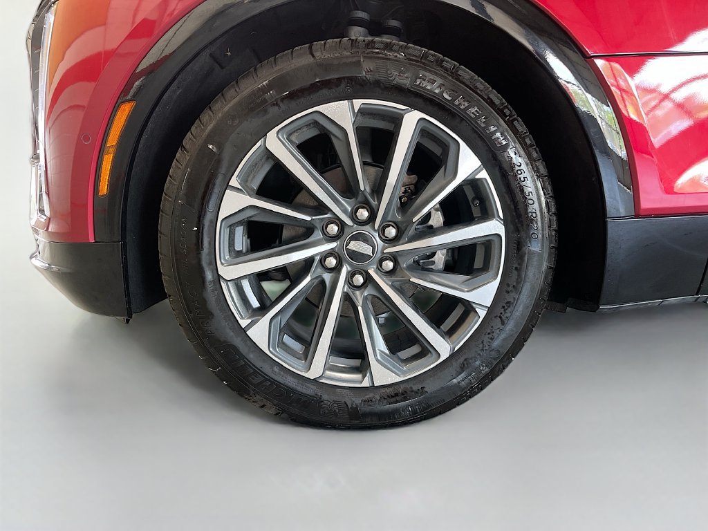 Used 2025 Cadillac Lyriq Sport AWD/4WD image 32