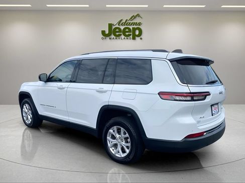 Used 2023 Jeep Grand Cherokee L Limited w/ Luxury Tech Group II AWD/4WD image 5