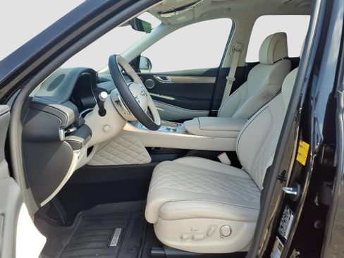 Used 2024 Genesis GV80 3.5T w/ Prestige Package AWD/4WD image 9