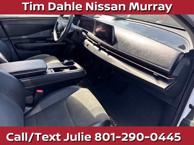 Used 2024 Nissan Ariya AWD image 17