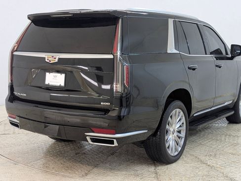 Certified 2024 Cadillac Escalade Premium Luxury image 9
