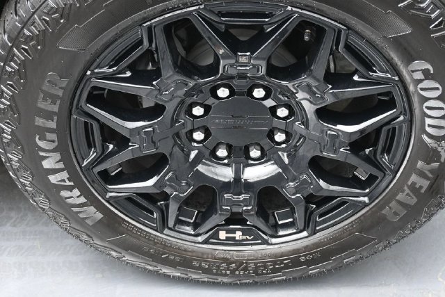 Used 2024 GMC Hummer EV 2X AWD/4WD image 35