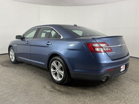 Used 2018 Ford Taurus SEL FWD image 5