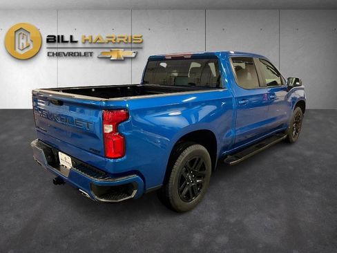 Used 2023 Chevrolet Silverado 1500 RST image 2