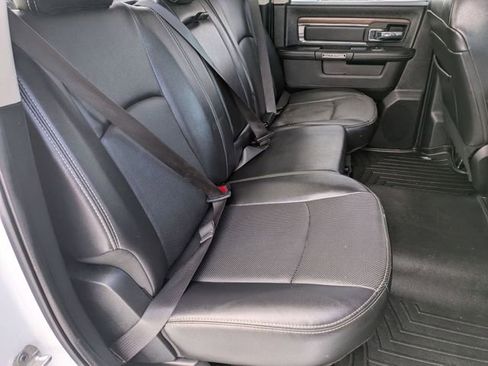 Used 2017 RAM 1500 Laramie image 28