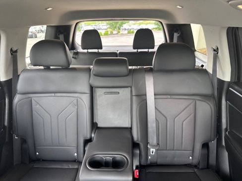 Used 2024 Hyundai Santa Fe SEL AWD/4WD image 5