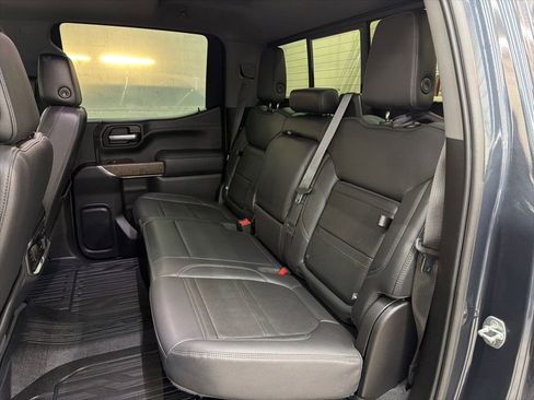 Used 2021 GMC Sierra 1500 Denali w/ Denali Ultimate Package AWD/4WD image 22