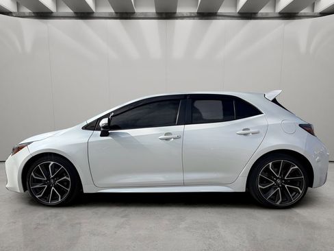 Used 2019 Toyota Corolla XSE image 2