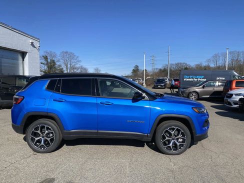 New 2026 Jeep Compass Limited image 2