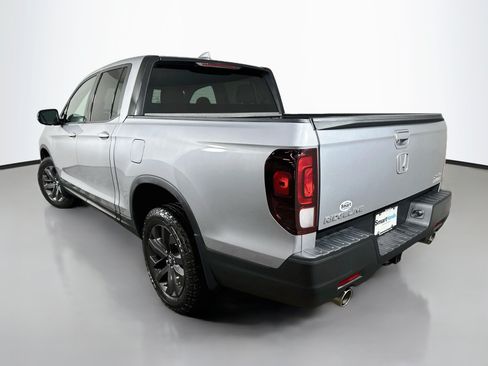 Used 2023 Honda Ridgeline Sport image 5