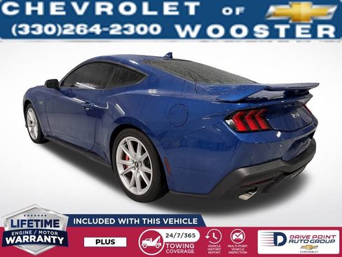 Used 2024 Ford Mustang GT Premium image 3