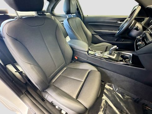 Used 2020 BMW 230i Coupe w/ Convenience Package image 15