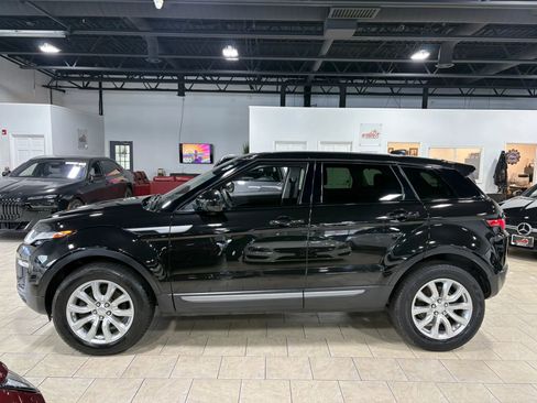 Used 2018 Land Rover Range Rover Evoque SE AWD/4WD image 26