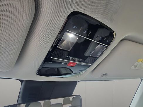 Used 2025 Hyundai Santa Fe SEL FWD image 20