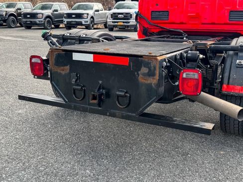 Used 2023 Ford F550 2WD Crew Cab Super Duty image 19