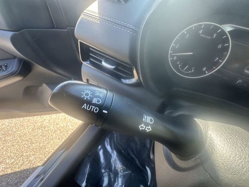 Used 2024 Nissan Sentra SV FWD image 22