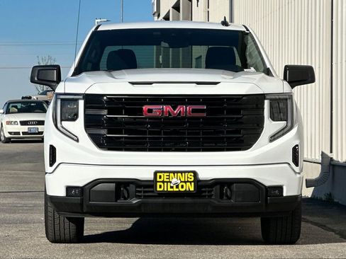 Used 2025 GMC Sierra 1500 Elevation image 9