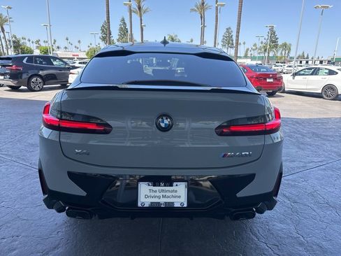 Used 2024 BMW X4 M40i w/ Premium Package image 4