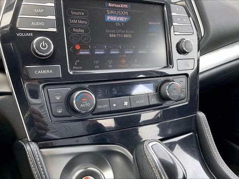 Used 2023 Nissan Maxima SL FWD image 21