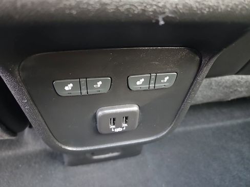 Used 2020 Chevrolet Equinox Premier AWD/4WD image 27