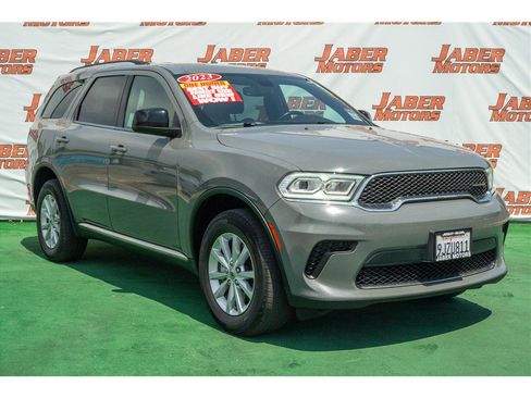 Used 2023 Dodge Durango SXT AWD/4WD image 1