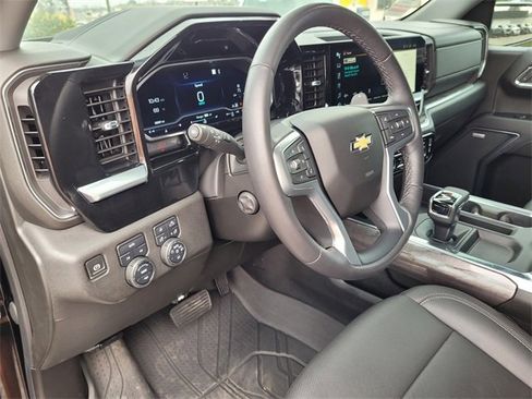 Used 2023 Chevrolet Silverado 1500 LTZ w/ LTZ Convenience Package II image 21