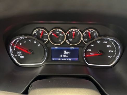 Used 2021 Chevrolet Tahoe LT AWD/4WD image 18