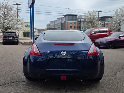 Used 2019 Nissan 370Z w/ Sport Package RWD image 6
