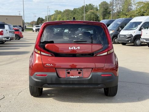 Used 2022 Kia Soul LX w/ Technology Package image 6