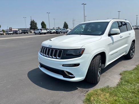 Used 2014 Jeep Grand Cherokee SRT8 w/ Luxury Group II AWD/4WD image 7