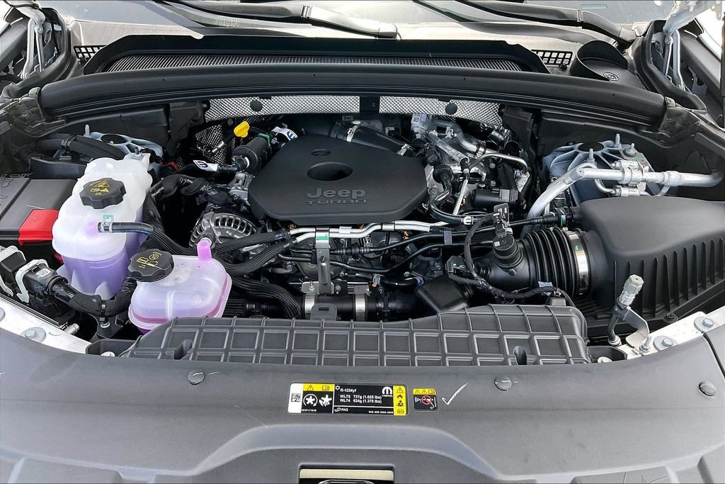 New 2026 Jeep Grand Cherokee Altitude RWD image 11