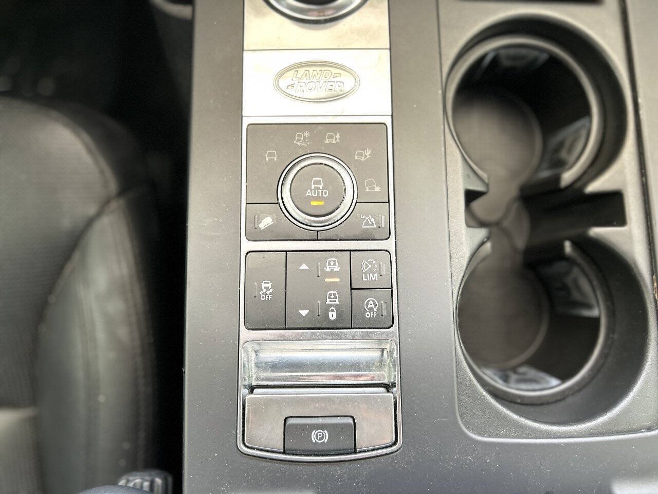 Used 2018 Land Rover Discovery SE AWD/4WD image 71