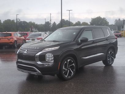 Used 2022 Mitsubishi Outlander SE