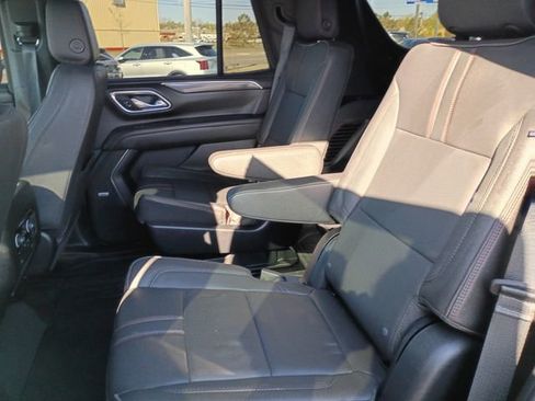 Used 2024 Chevrolet Tahoe RST w/ Luxury Package AWD/4WD image 24