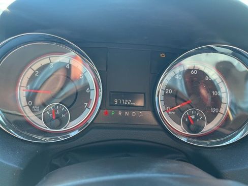 Used 2017 Dodge Grand Caravan SXT image 19