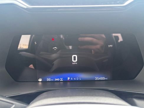 Used 2023 Chevrolet Colorado LT w/ LT Convenience Package III image 19