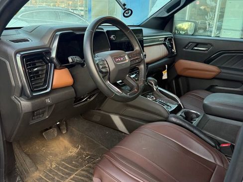 Used 2026 GMC Canyon AT4 AWD/4WD image 5