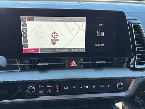 Used 2024 Kia Sportage SX image 26