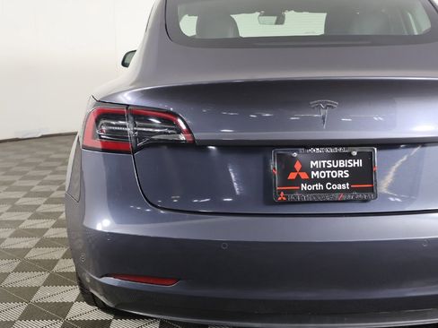 Used 2021 Tesla Model 3 Standard Range Plus image 17