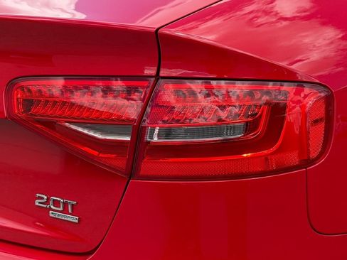 Used 2013 Audi A4 2.0T Prestige w/ Prestige Pkg AWD/4WD image 9