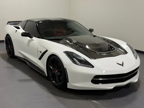 Used 2015 Chevrolet Corvette Stingray Coupe w/ 2LT Preferred Equipment Group image 4