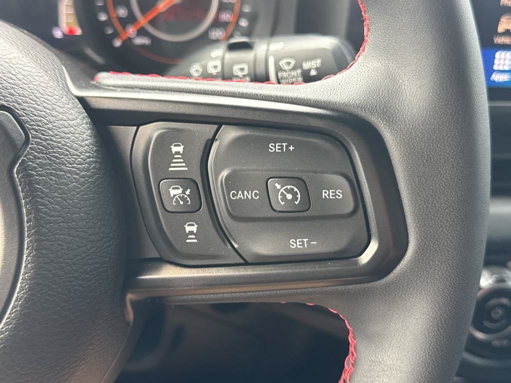 Used 2024 Jeep Wrangler Unlimited Rubicon w/ Safety Group AWD/4WD image 13