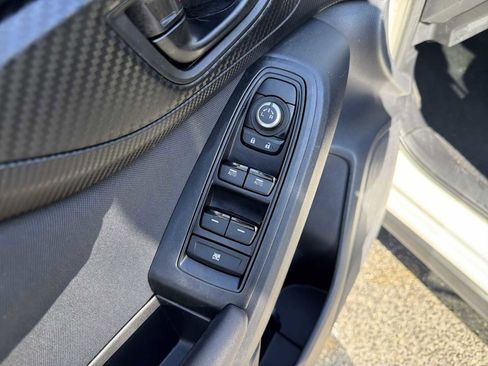 Used 2023 Subaru Crosstrek 2.0i Premium image 22