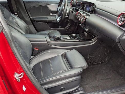 Used 2020 Mercedes-Benz CLA 250 image 22
