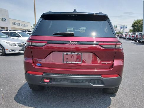 Used 2022 Jeep Grand Cherokee Trailhawk w/ ADV Protech Group II AWD/4WD image 5